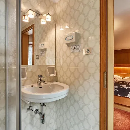 Casa Nives Hotel